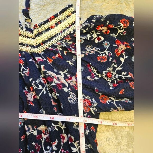 JOLT Womens Off the shoulder, blue with floral print blouse Size XXL Plus size. - Picture 2 of 6